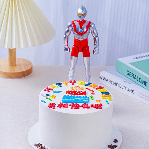 【光之信仰】来自奥特曼天团的生日祝福生日蛋糕.水果夹心。（提前6--8小时下单，18:00后下单最快第二天15:30后可到店取货，具体时间看门店而定。） 商品图1