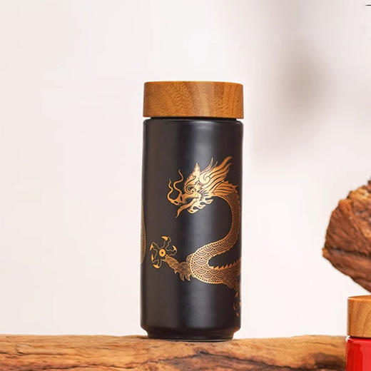 【样品特惠4折，仅1个无原包装，无货退款】乾唐轩鸿运金龙随身杯(木纹盖)无光黑活瓷杯330ml 商品图1