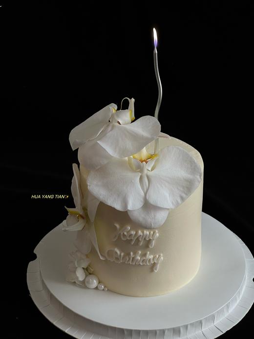 白月光 · 奶油霜蛋糕（加高款） 商品图0