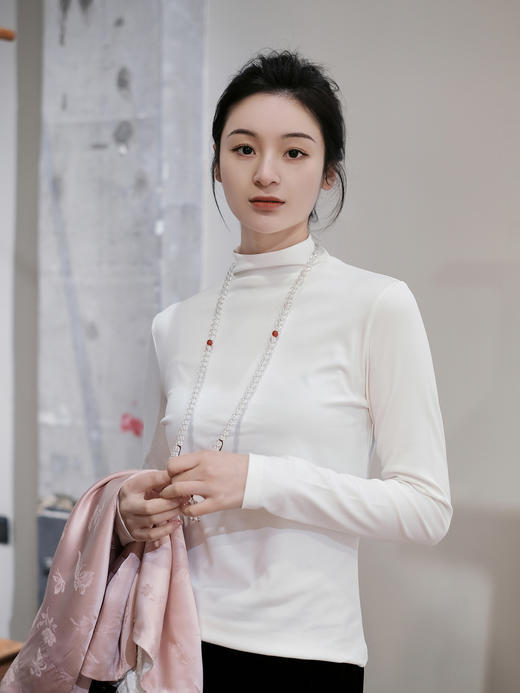 瑕疵|盛唐牡丹 |艾蒂芮拉| Tencel莫代尔新疆长绒棉高领打底衫 商品图1
