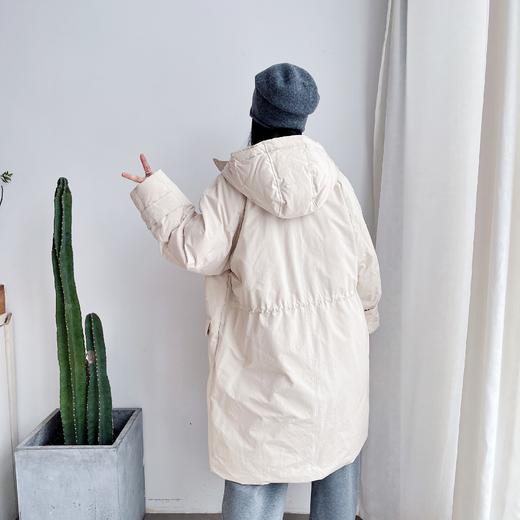 新款牛角扣鹅绒长款加厚羽绒服 商品图3