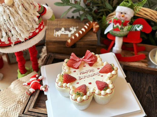 莓有烦恼，草莓🍓组合杯子蛋糕 商品图0