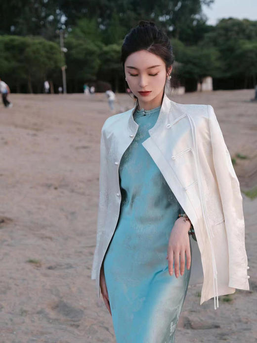 瑕疵|盛唐牡丹 |丝麻手推绣新中式外套[特价品](特殊商品不退不换) 商品图2