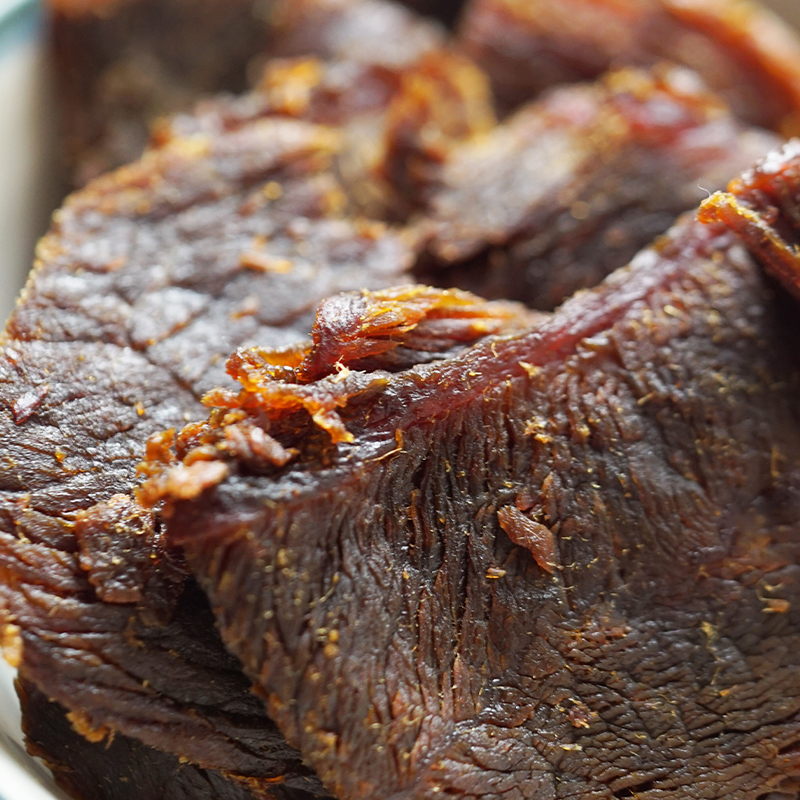 鲜卤牛肉干后腿肉原切大片先卤后烤饱腹零食独立包装
