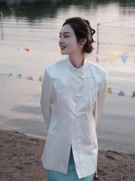 瑕疵|盛唐牡丹 |丝麻手推绣新中式外套[特价品](特殊商品不退不换) 商品图6