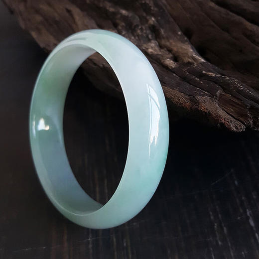 【天然正品】61.74克 天然糯种 完美无杂裂 浅绿色 59号 翡翠手镯 证书 031016KC09 商品图2