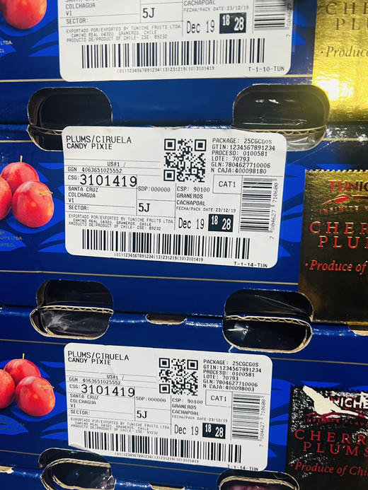 智利樱桃李，珍贵品种，每年季节超短，且货源稀缺，十分抢手，它是传统李子和樱桃的结合，既拥有浓郁的李子味，又拥有樱桃多汁，超级好吃！ 商品图8