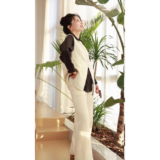 【贺春系列】马甲（24704022-凝脂 ） 商品图2