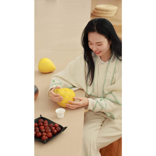 【线上专属】【贺春系列】外套（24705042-凝脂E101） 商品图2