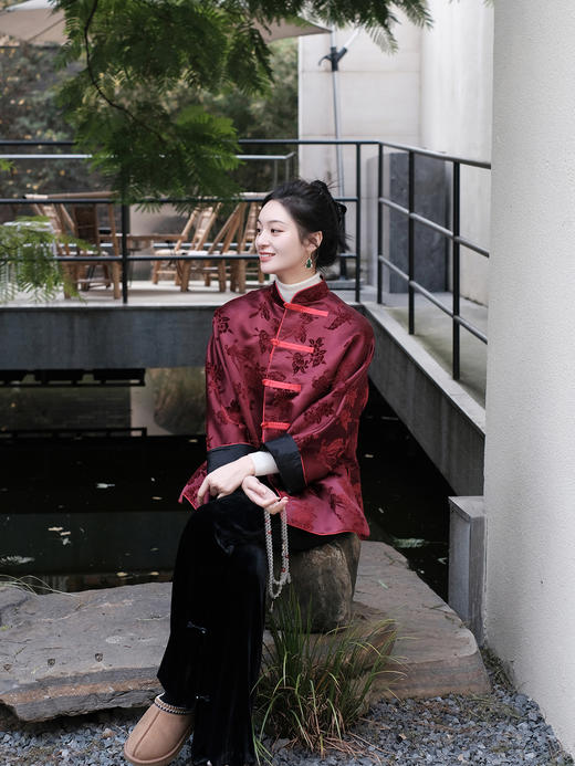 盛唐牡丹 |朱樱红真丝漳绒对襟外套-红底红纹样（里人丝，钉珠款） 商品图5
