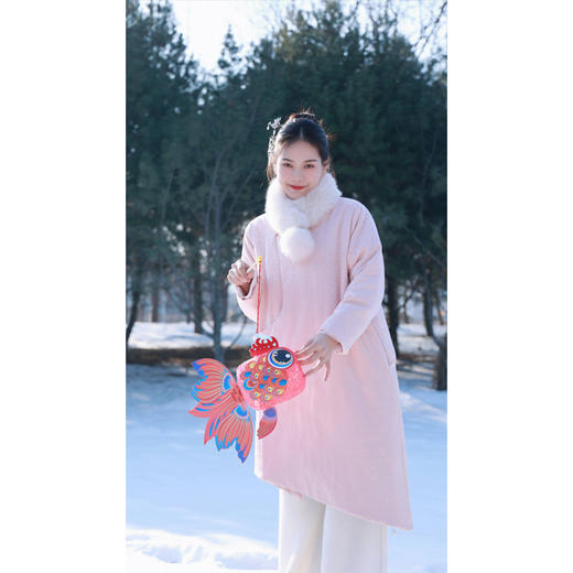 【抖音专属】中长款棉服（23802512-裸粉） 商品图1