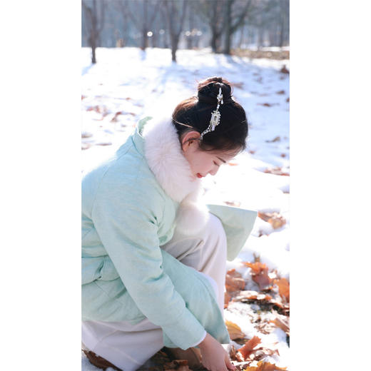 【抖音专属】中式羽绒服（23803513-天缥） 商品图3