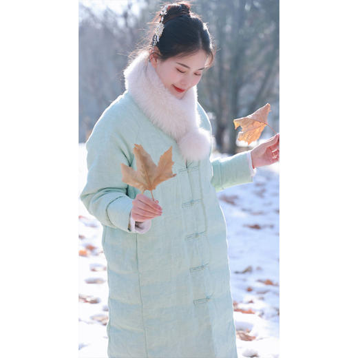 【抖音专属】中式羽绒服（23803513-天缥） 商品图2