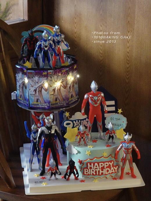 「超人奥特曼闪卡·带发光灯」岁数可改·翻糖巧克力·100%动物奶油（附图6寸+6寸悬浮蛋糕·提前5天预订） 商品图1