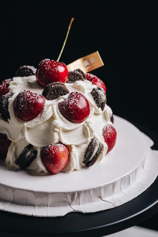 车厘子酸奶半糖蛋糕 商品图2