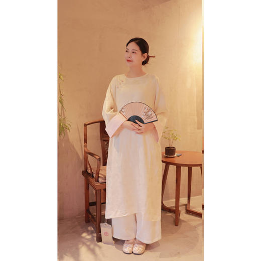 【抖音专属】【春思系列】荷叶边马甲（24704148十样锦） 商品图4