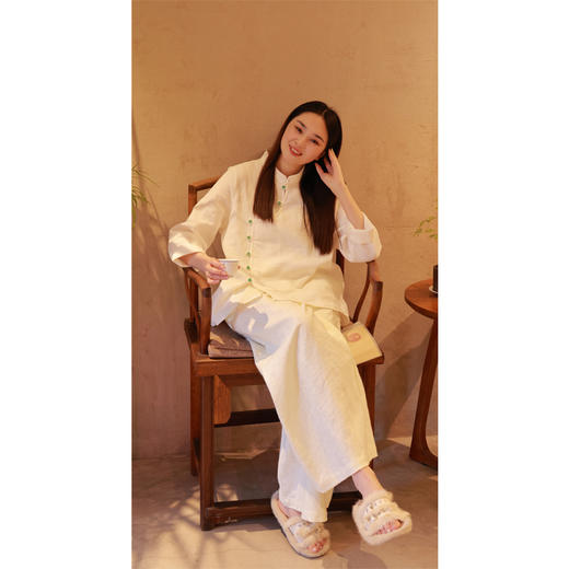 【抖音专属】【春思系列】中式斜襟衬衫（24710156凝脂） 商品图0