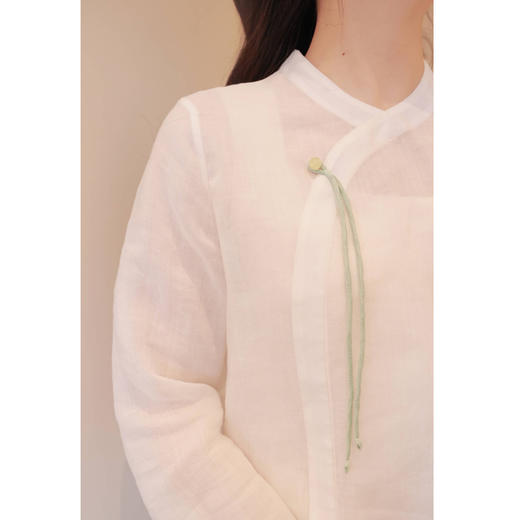 【春思系列】斜襟套头衫（24708160-山矾） 商品图1