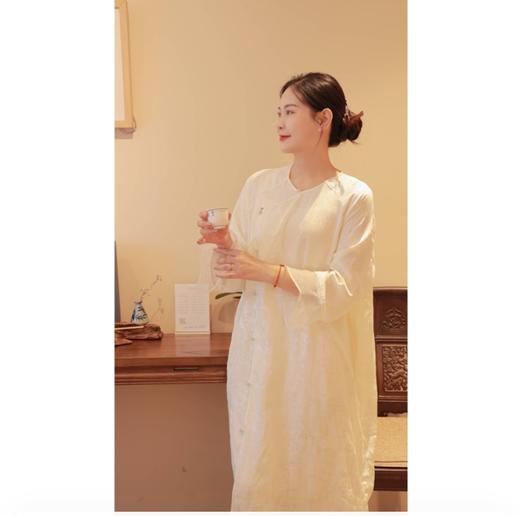 【线上专属】【春思系列】连衣裙（24707146-山矾） 商品图0