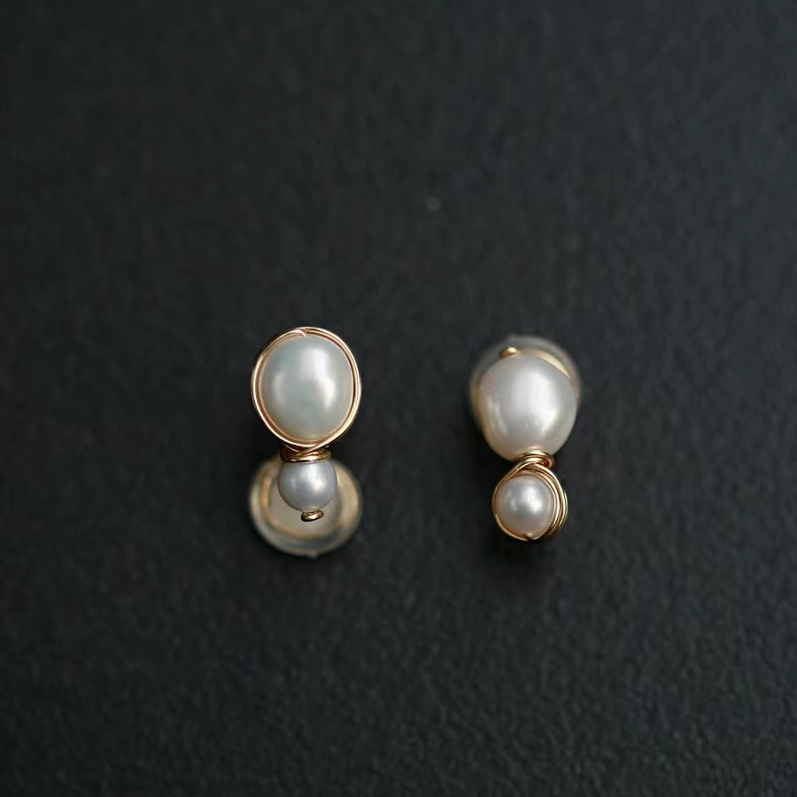 SpoiledBrat Jewelry不规则珍珠耳夹