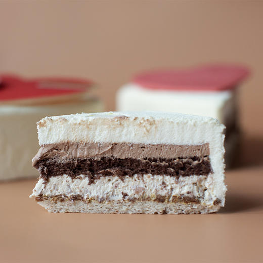 爱意满满「怦然心动」玫瑰牛奶巧克力蛋糕 商品图6