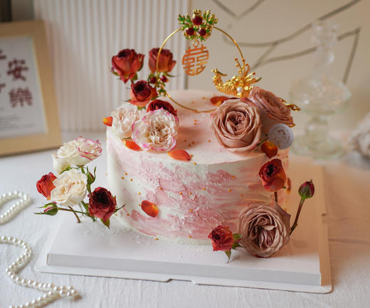 喜字鲜花蛋糕（需提前4小时预定） 商品图0