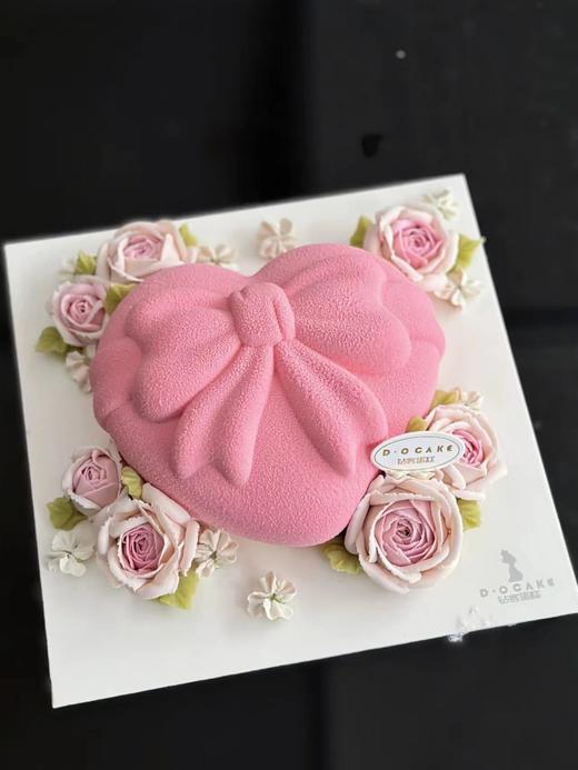 新品“久久爱”芒果慕斯夹心提前5小时预定 商品图1