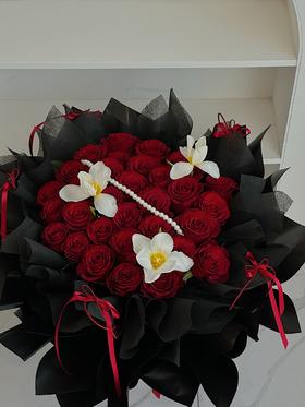 炽热与纯粹 · 花桶