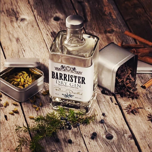 俄罗斯进口百利斯特甘味杜松子配制酒 700ml 40%VOL 商品图1