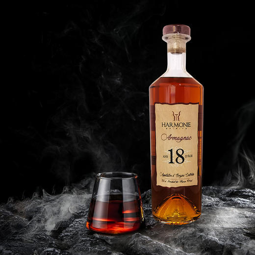法国进口哈莫尼雅文邑 18年白兰地 700ml  40%Vol. 商品图1