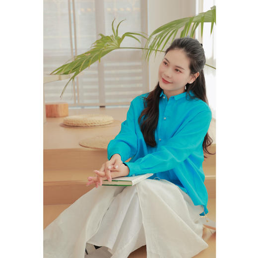 【线上专属】【始芳菲系列】衬衫（22810084-孔雀蓝） 商品图1