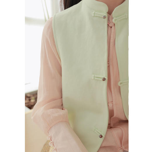 【抖音专属】【始芳菲系列】马甲（22804085吉量） 商品图1