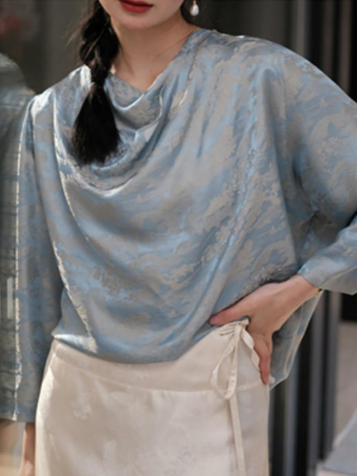 盛唐牡丹|景天蓝清明上河图真丝提花荡领女上衣 商品图2