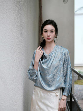 盛唐牡丹|景天蓝清明上河图真丝提花荡领女上衣