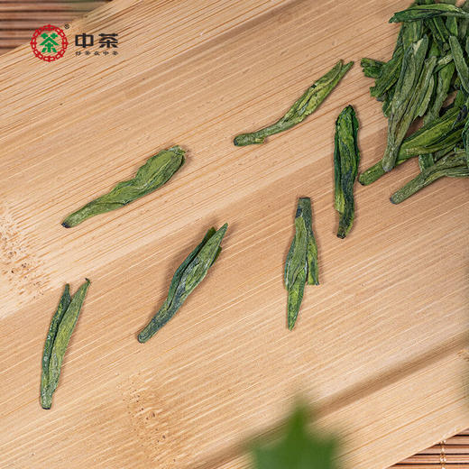 【 预售预计3月下旬上市】2026中茶抢鲜木盒-狮峰龙井茶（250g）中粮出品 商品图1