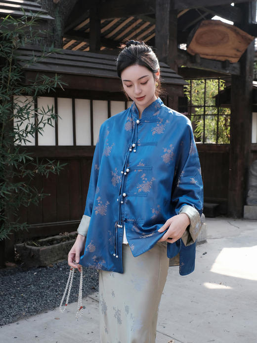 盛唐牡丹 |孔雀蓝双面穿菊花纹提花真丝外套 商品图0