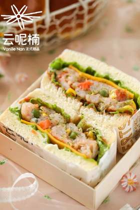 芝士虾滑时蔬三明治
