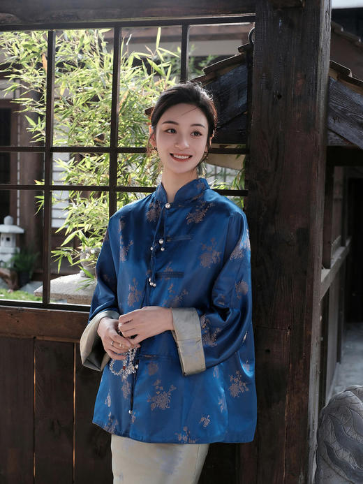 盛唐牡丹 |孔雀蓝双面穿菊花纹提花真丝外套 商品图1