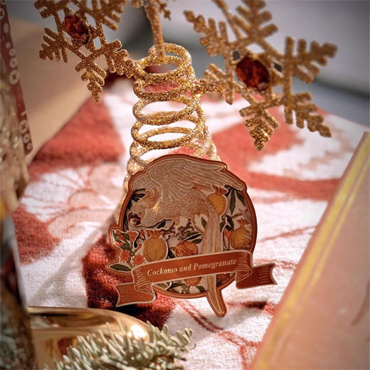 V&A博物馆威廉莫里斯系列玫瑰 沃尔特克兰系列凤头鹦鹉和石榴 冰箱贴 商品图4