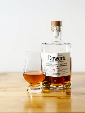 【行货】帝王21年 调配苏格兰威士忌 500ml  46%vol