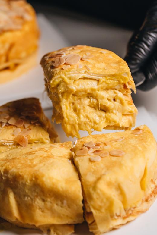 【小虎镇店爆款】爆浆榴莲千层蛋糕 商品图2