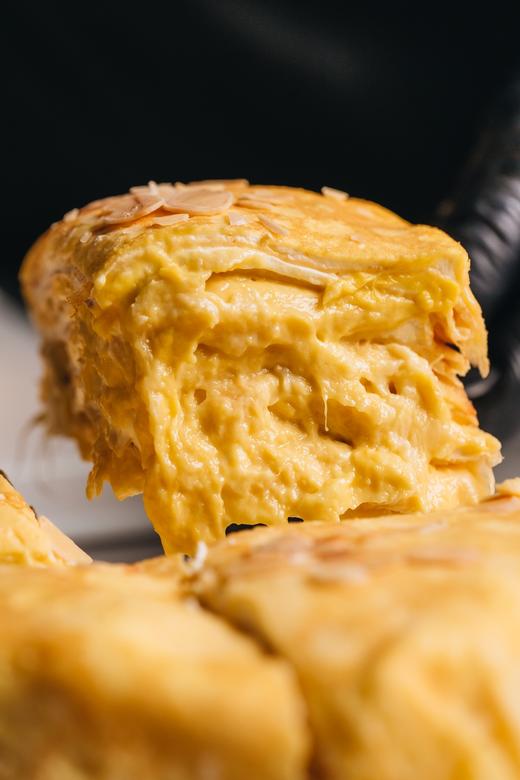 【小虎镇店爆款】爆浆榴莲千层蛋糕 商品图1