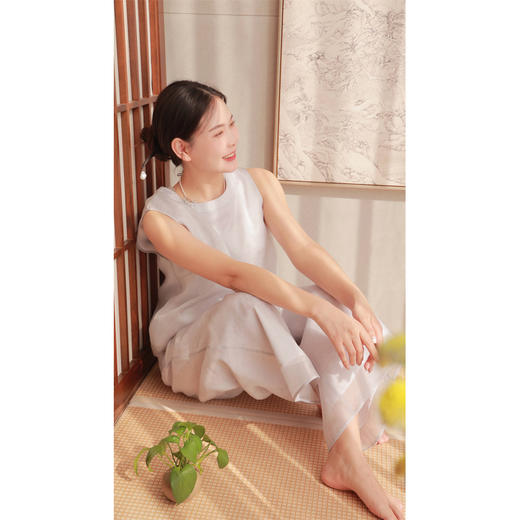 【抖音专属】宽吊带（24718365素采） 商品图3