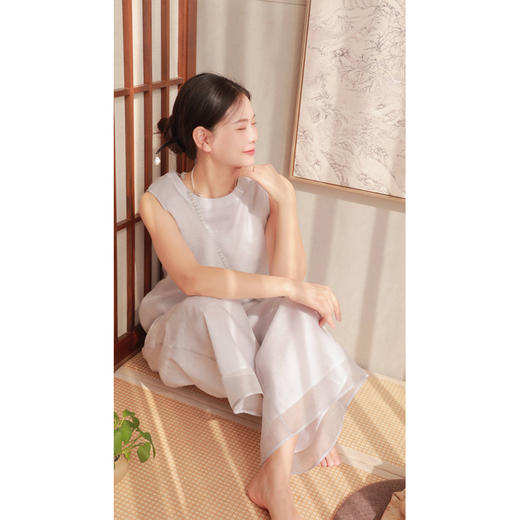 【抖音专属】宽吊带（24718365素采） 商品图2