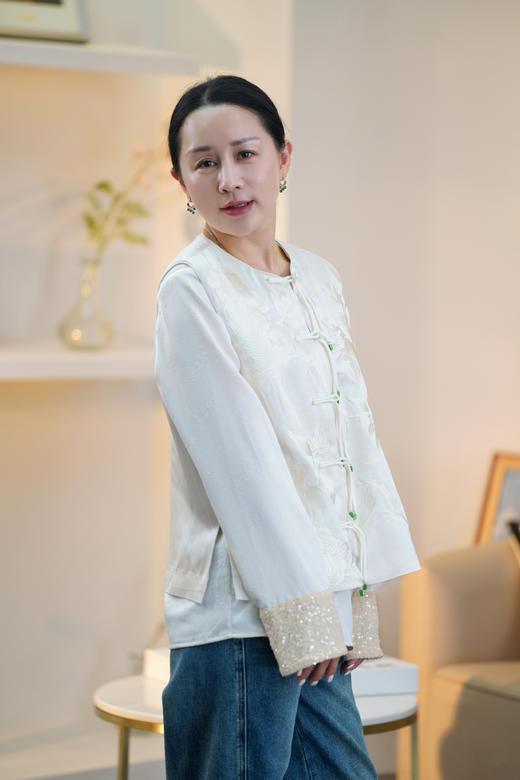 臣禾 吊坠新中式衬衫JZ241080558【金猪甄选】 商品图9