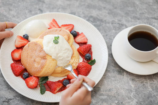 草莓舒芙蕾松饼（仅限堂食） 商品图2