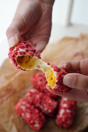 奶酥卷（草莓/奥利奥/脆松/生椰拿铁）3点后可取