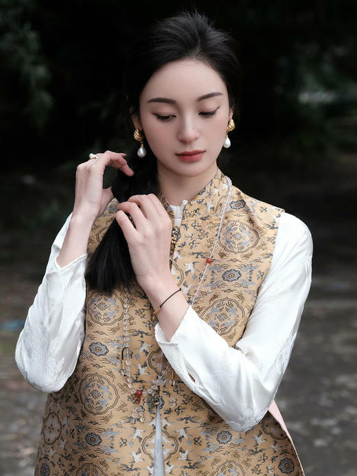 盛唐牡丹 |鹤鹿同春宋锦双面穿马甲 商品图1