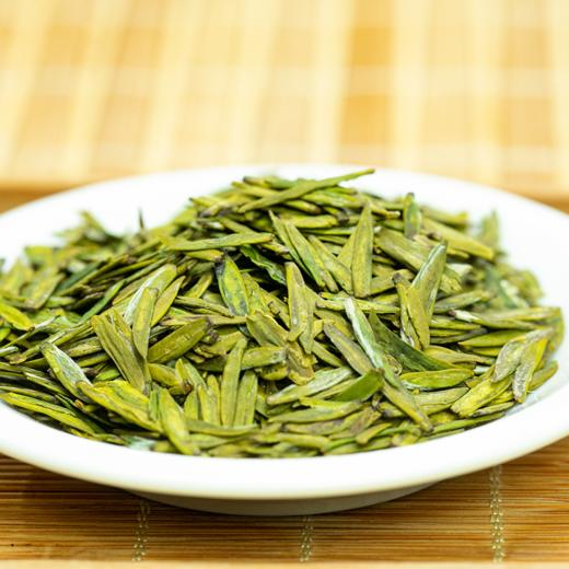 2026年叶叔的茶 陇南明前高山龙井 雨前高山龙井 茶园直供 鲜爽好喝 顺丰包邮 商品图5