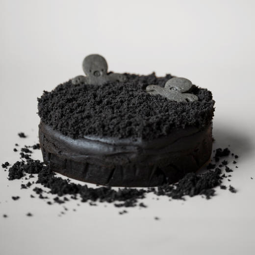 即将下架！升级版「摸鱼」草莓巧克力墨鱼汁蛋糕 商品图3